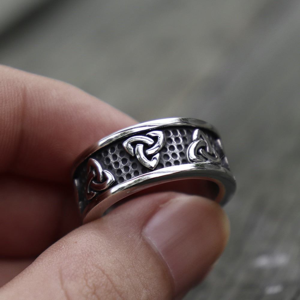 Viking Celtics Knot Ring